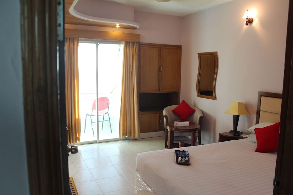 Hotel Sea Crown 26/48
