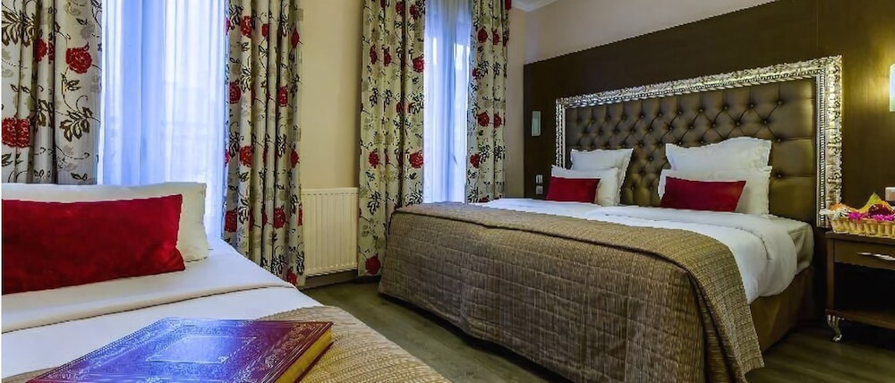 Hotel Riviera 16/50