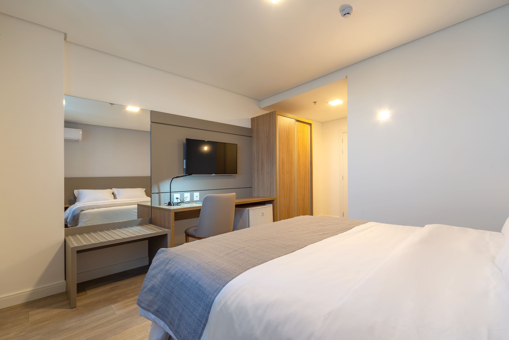 Luxury, Double Bed
