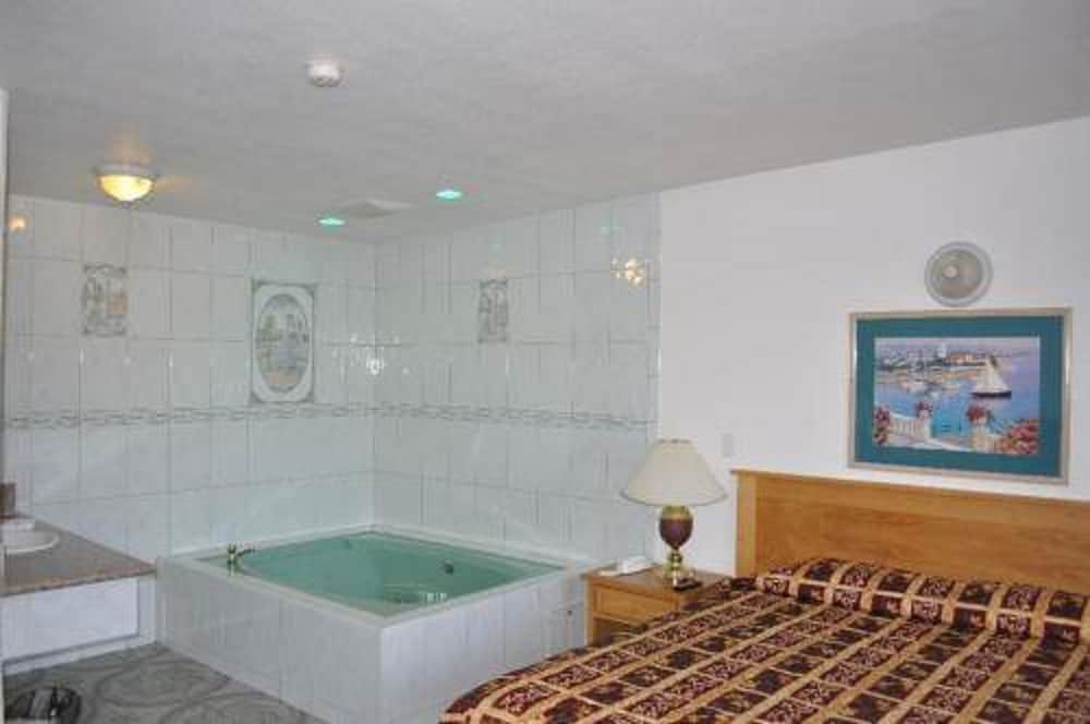 Palace Inn Oxnard 15/43