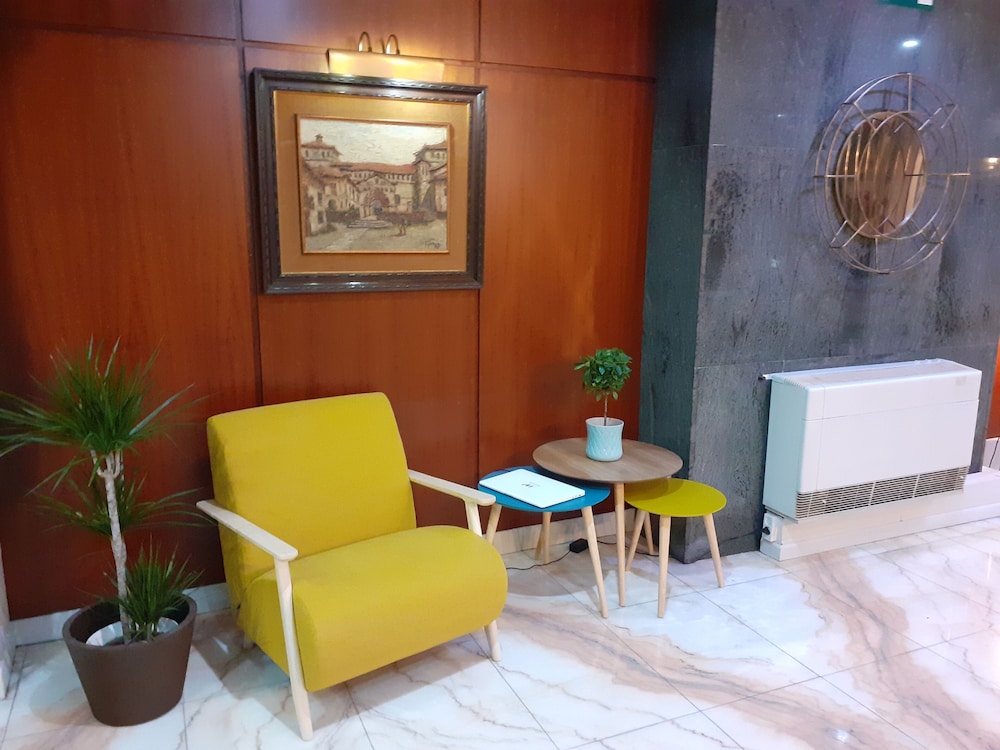 Marques de Santillana Hotel 35/60