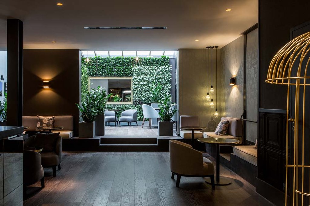 Le Parisis Hotel 31/33