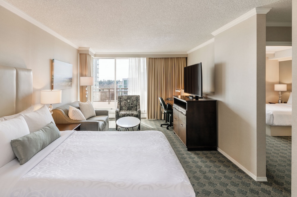 Chateau Victoria Hotel And Suites 17/68