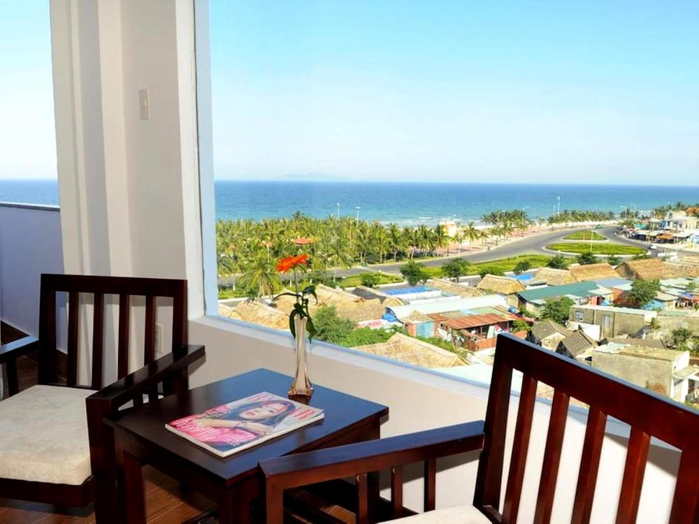 Dragon Sea Hotel 40/50