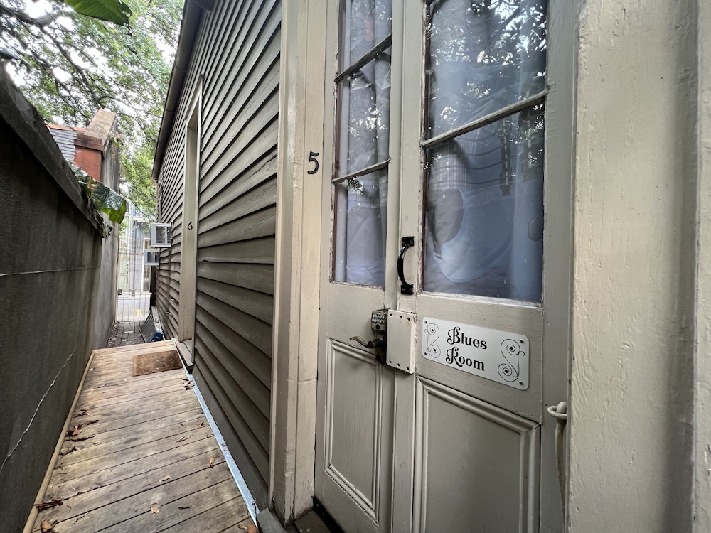 Royal Barracks Guest House photo4