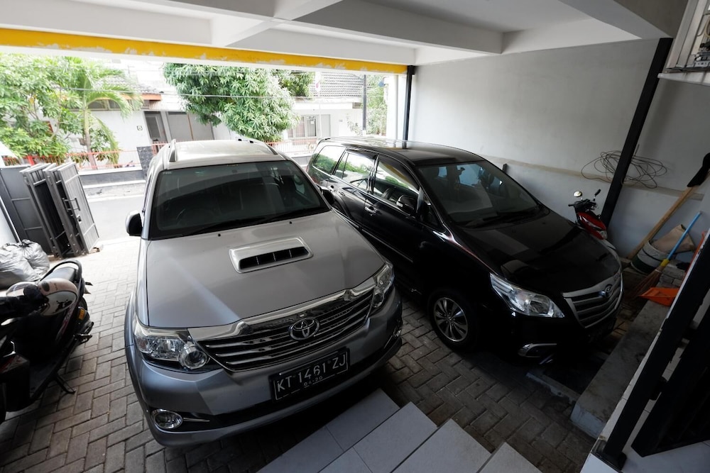 Reddoorz Near Plaza Simpang Lima 26/32