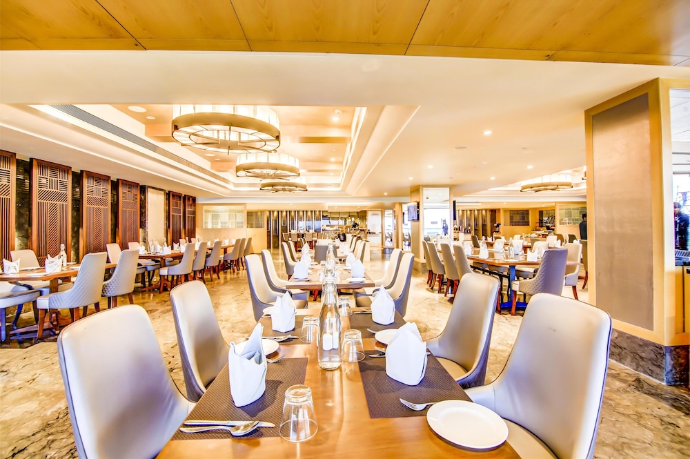 Radisson Blu Gorakhpur 33/50