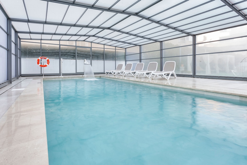 Hotel Amoros 36/69