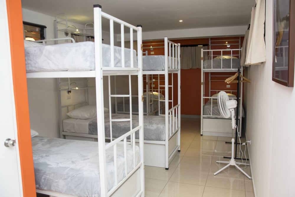 Hostel Del Paseo 6/50