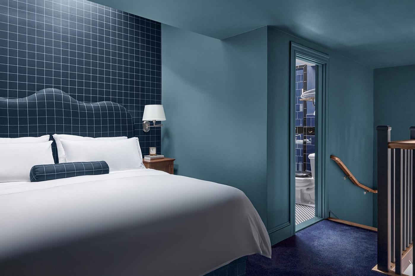 Loft, Suite