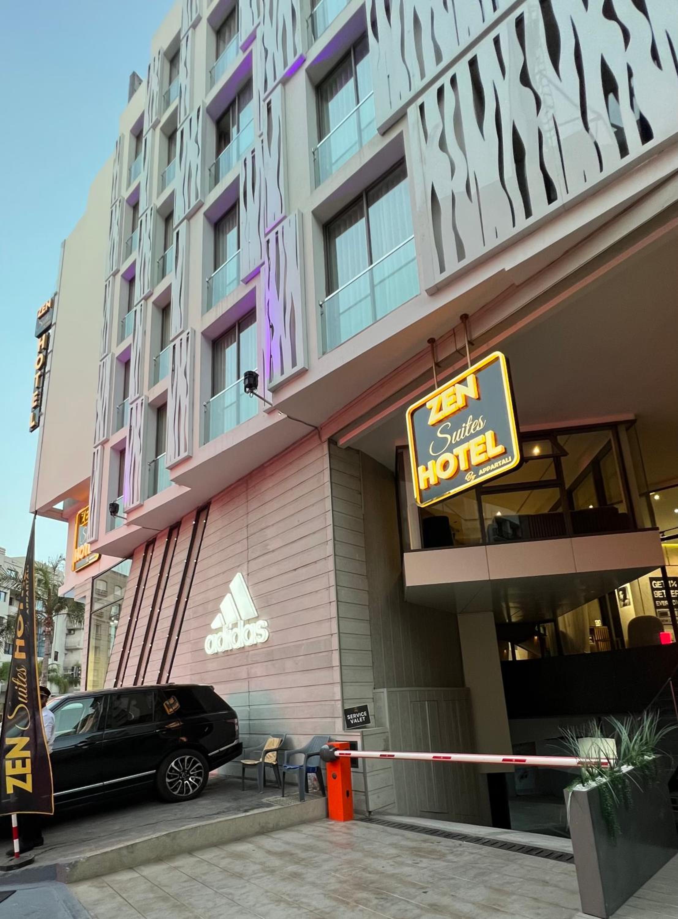 Zen Suites Hotel 60/67