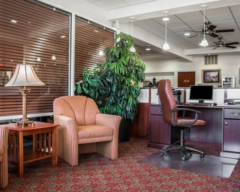 Quality Inn Weeki Wachee - Spring Hill 7/52