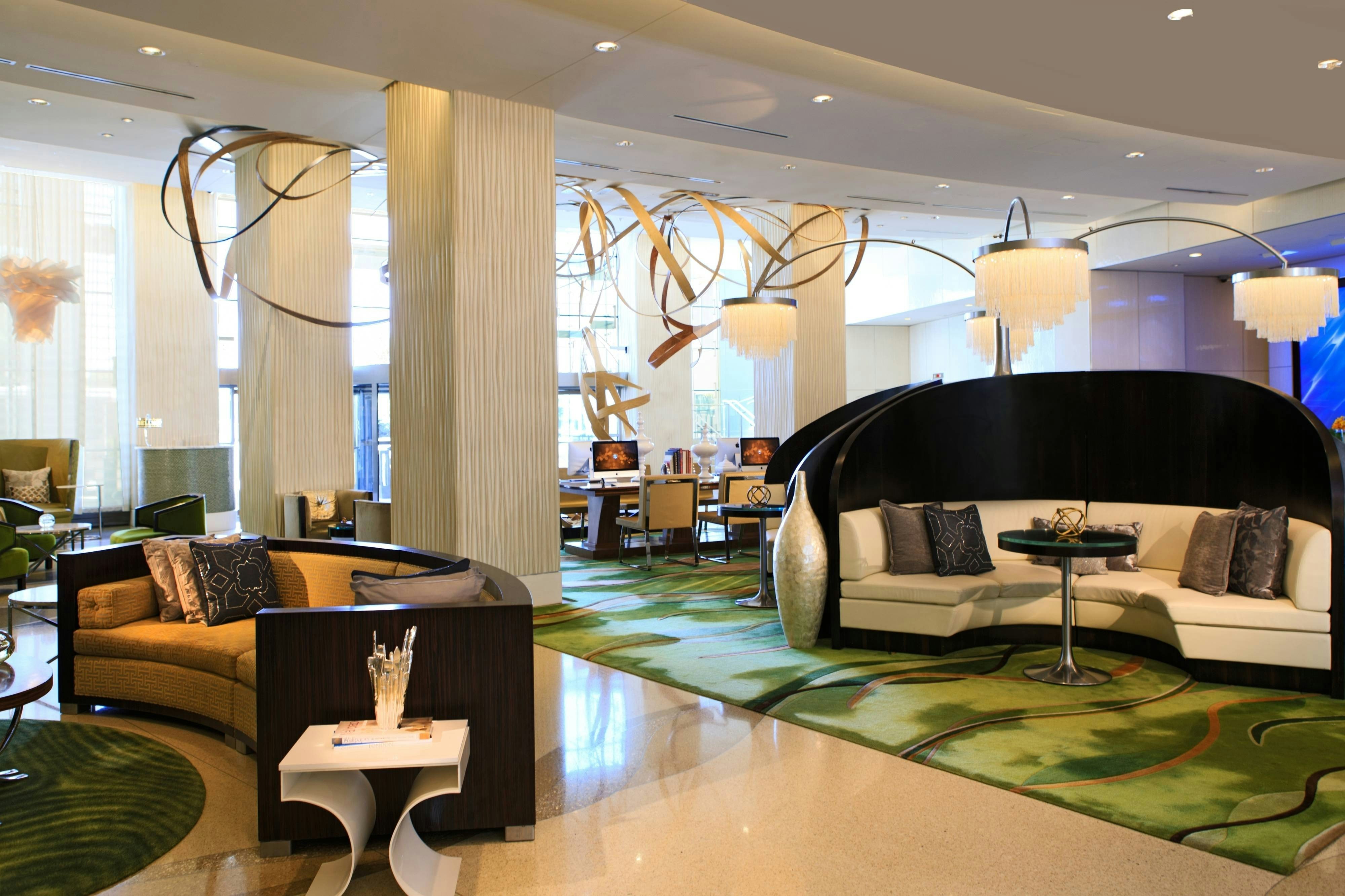 Renaissance Arlington Capital View Hotel 9/23