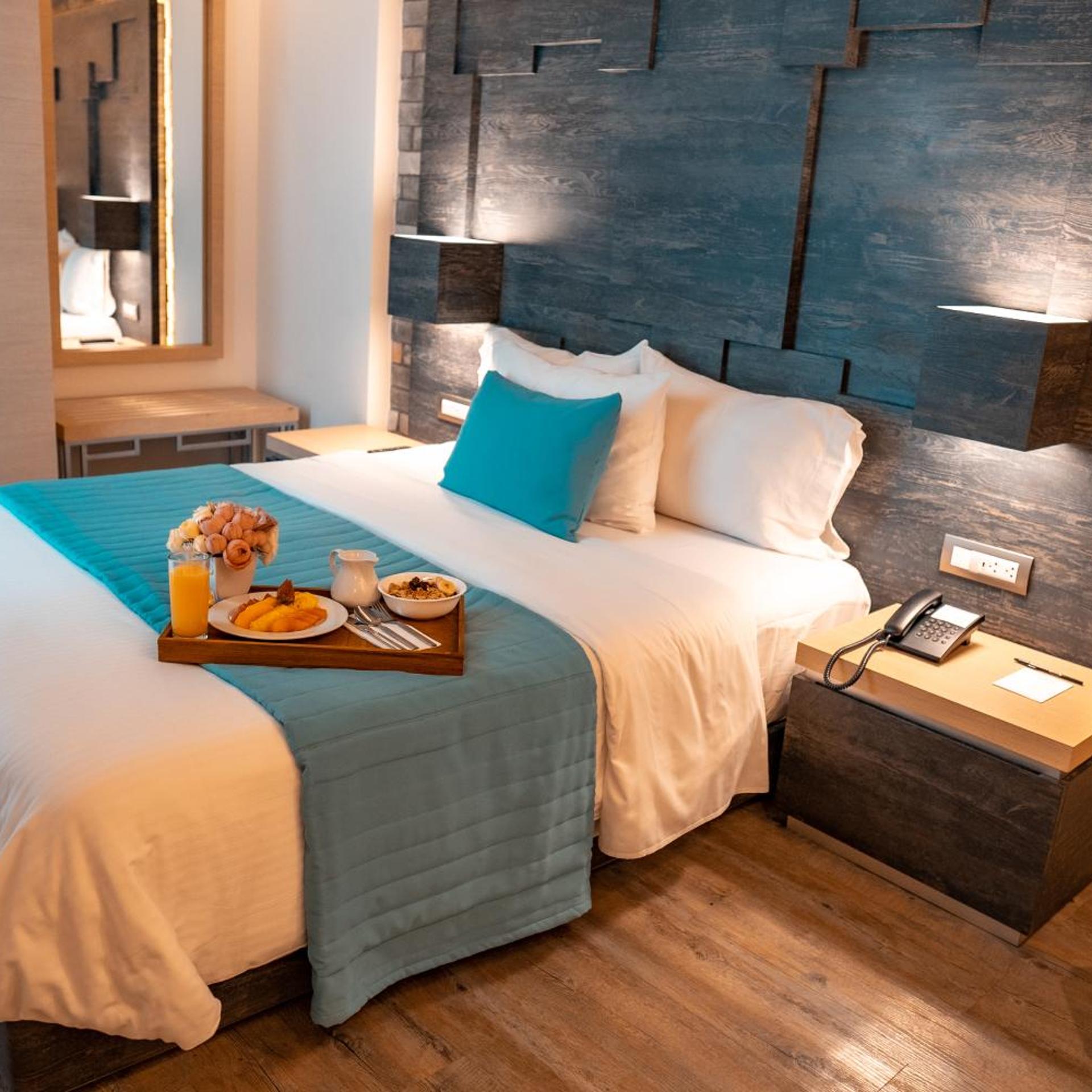 غرفة بسرير مزدوج بحمام خاص، HOTEL PUNTO MX 2/5