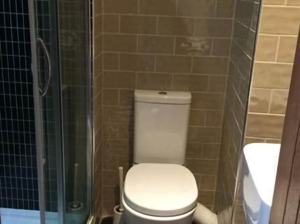 غرفة مفردة بحمام خاص، Crystal Lodge Hotel 3/4