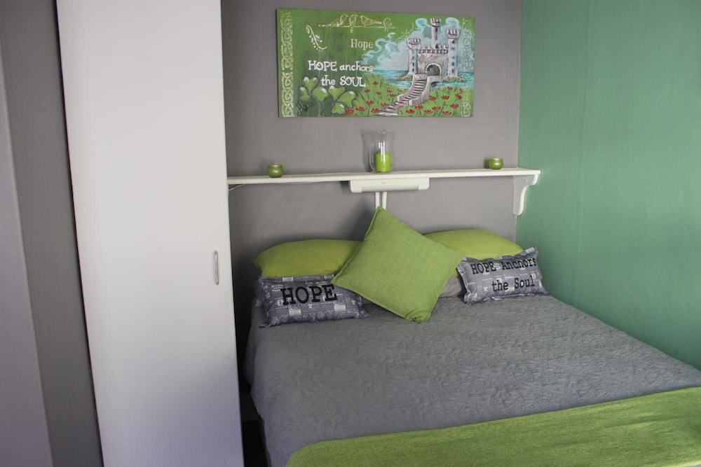 PhysEQFiT Guesthouse & Spa 20/25