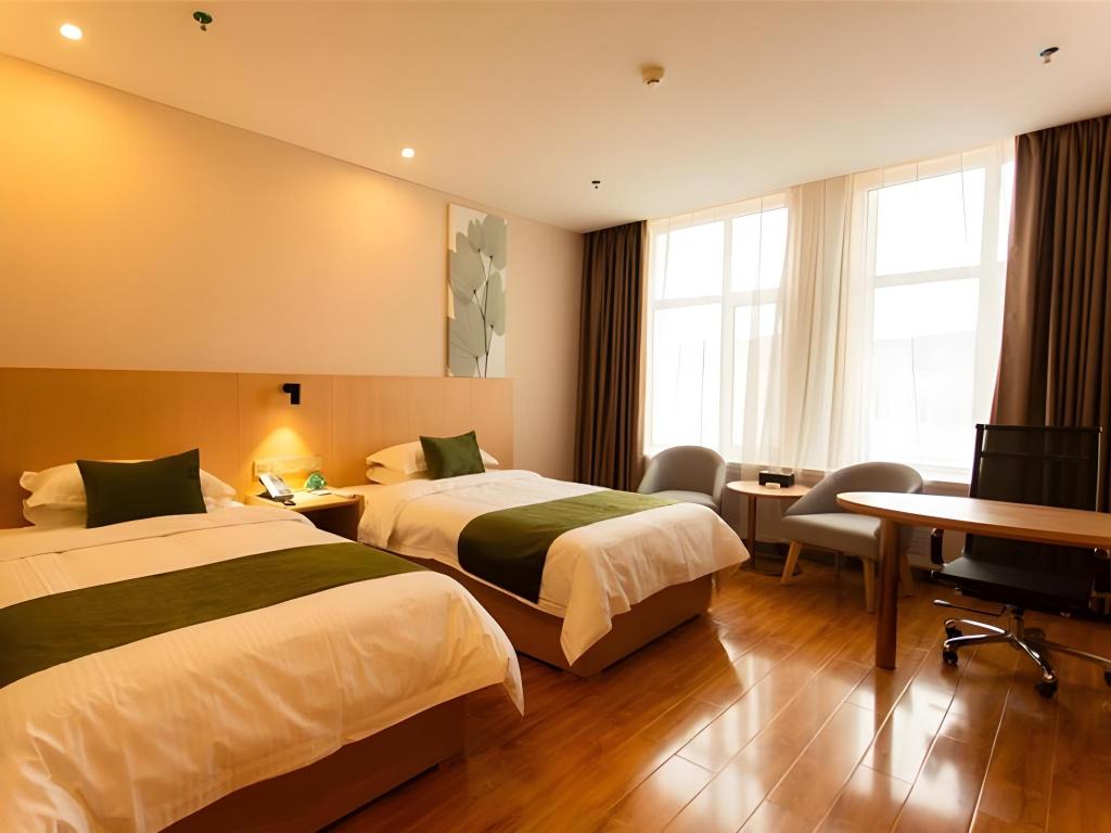 GreenTree Inn Pingliang Jinding Times Square 9/23
