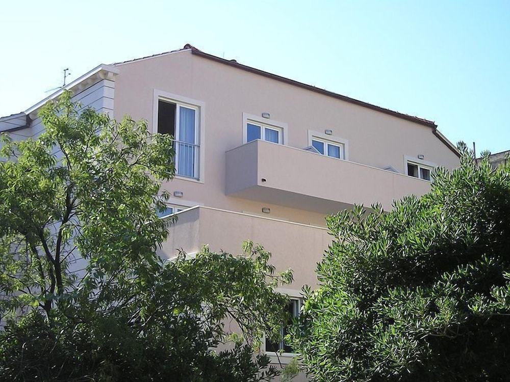 Hotel Ivka 3/50