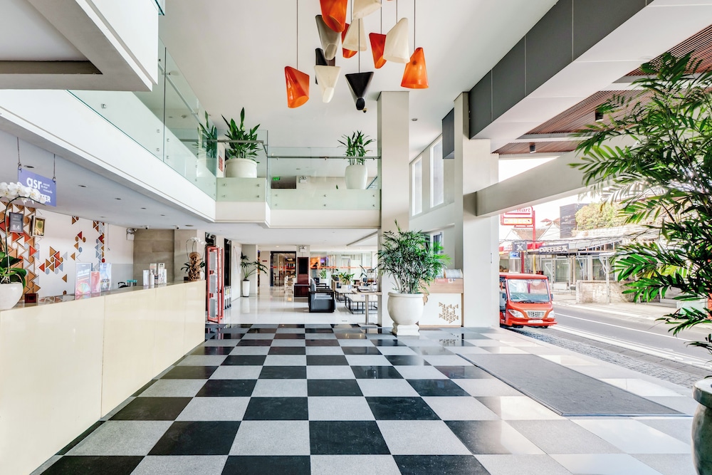 Lobby at Harris Hotel Seminyak, Seminyak