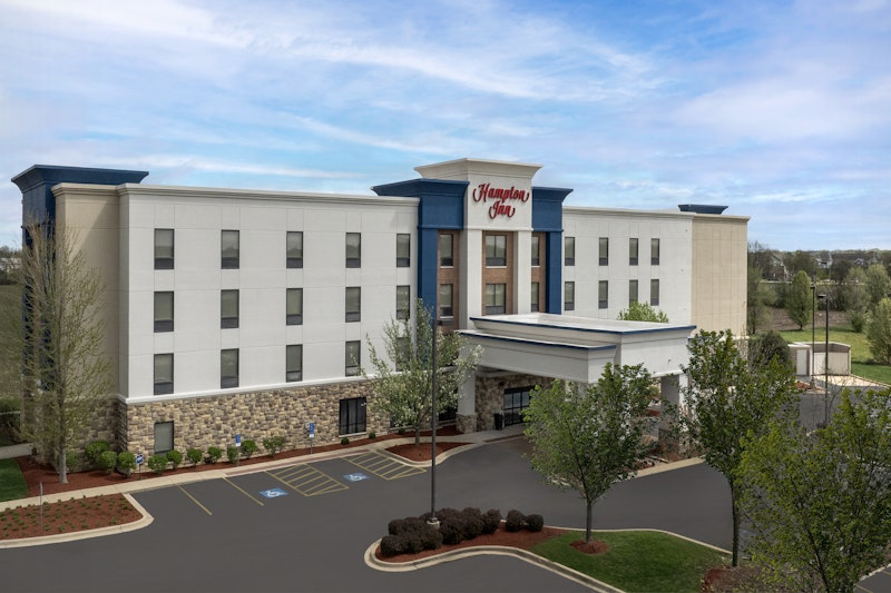 Hampton Inn Yorkville 2/17