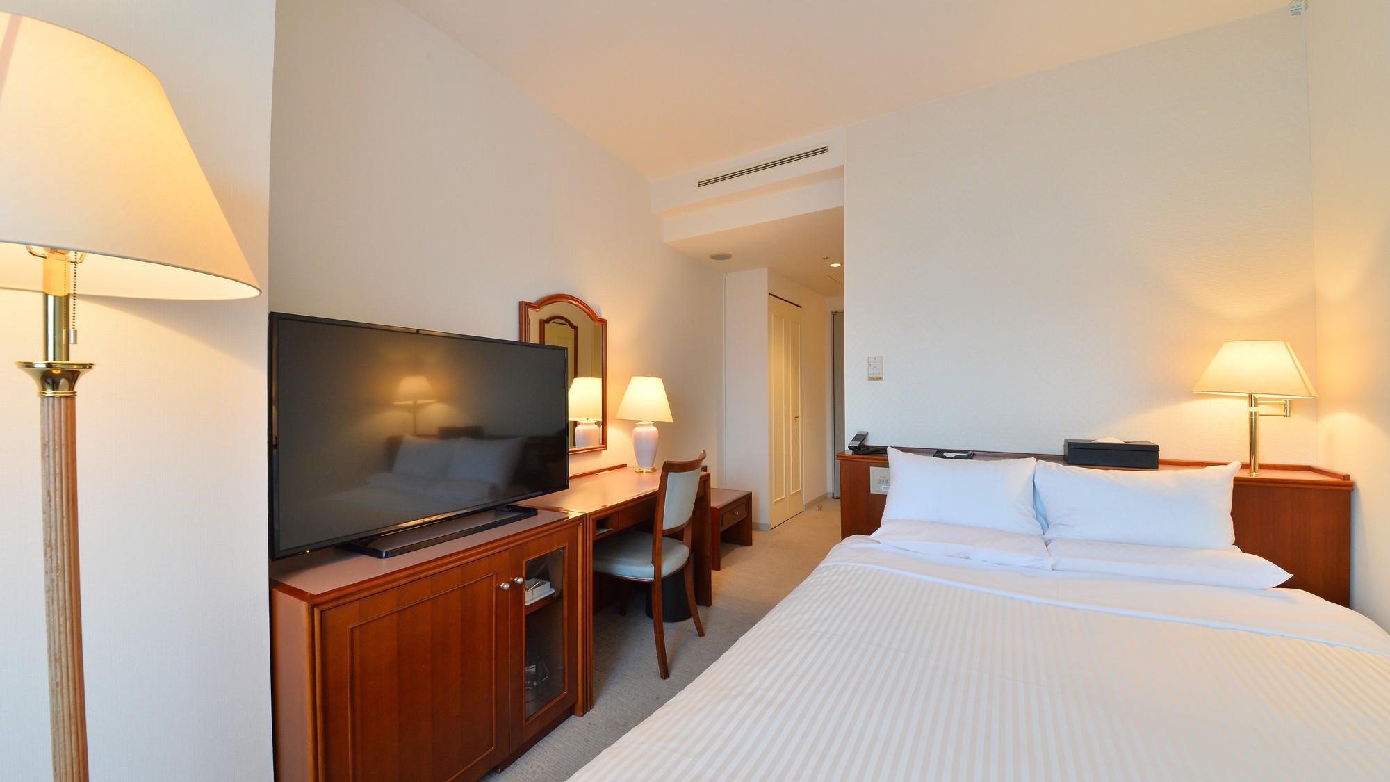 Standard, Double Bed, West Wing