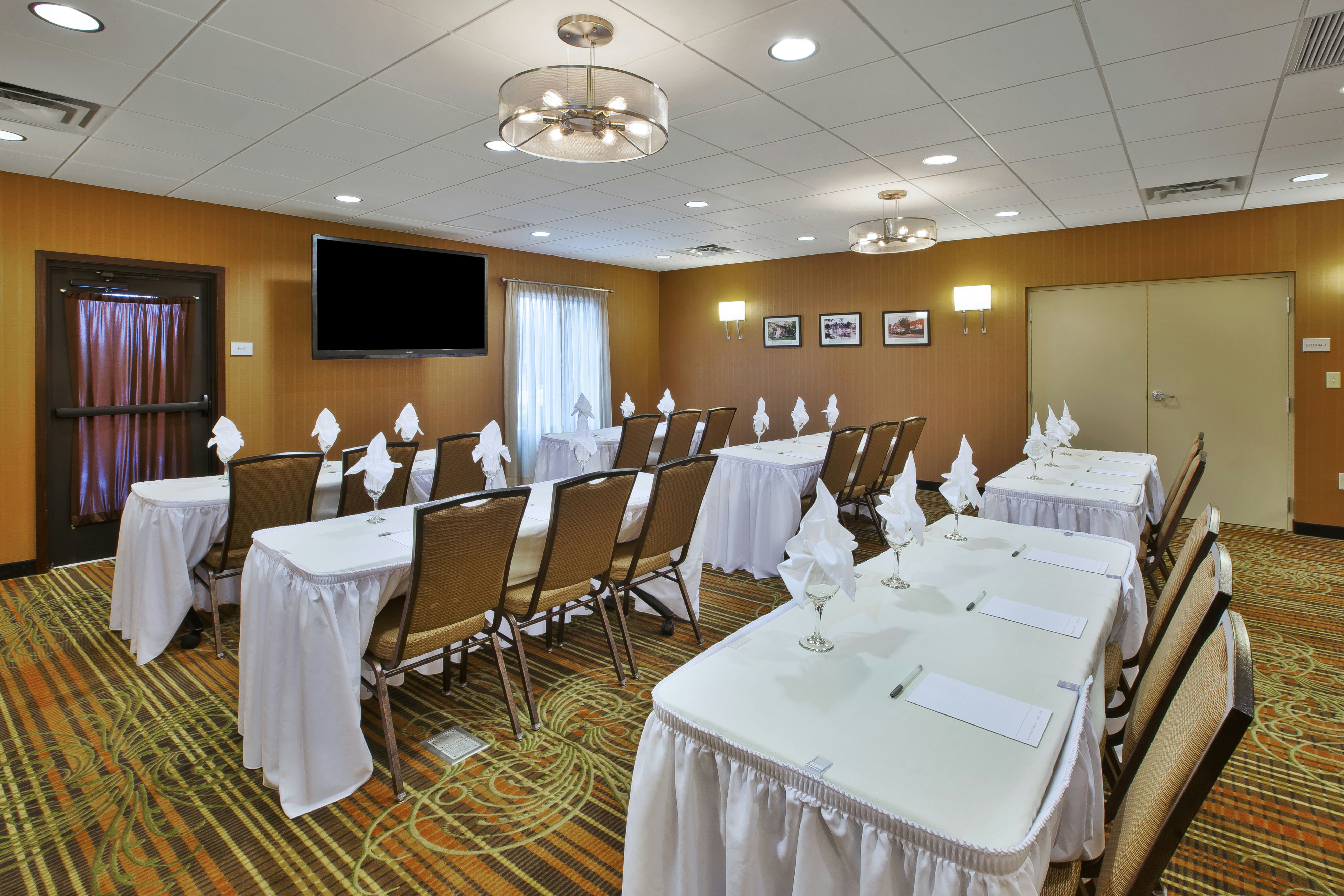 Hampton Inn Brockport 41/45