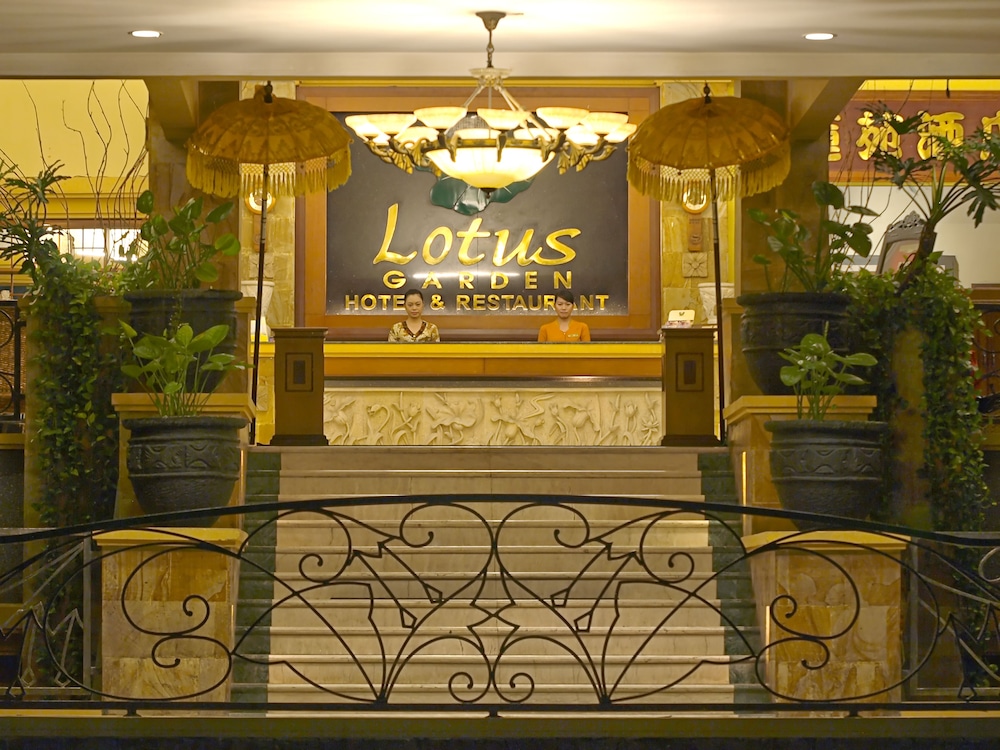 Lotus Garden Hotel 8/43