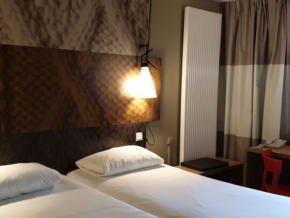 Ibis Chalon Sur Saone Europe 23/67