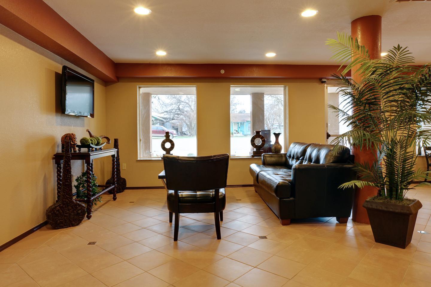 Americas Best Value Inn Caldwell 3/8