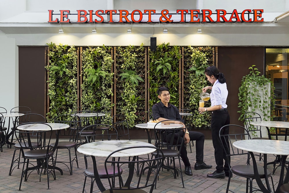 Movenpick Suriwongse Hotel Chiang Mai 53/70