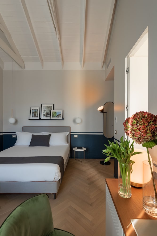 Velvet Grey Boutique Hotel 15/29