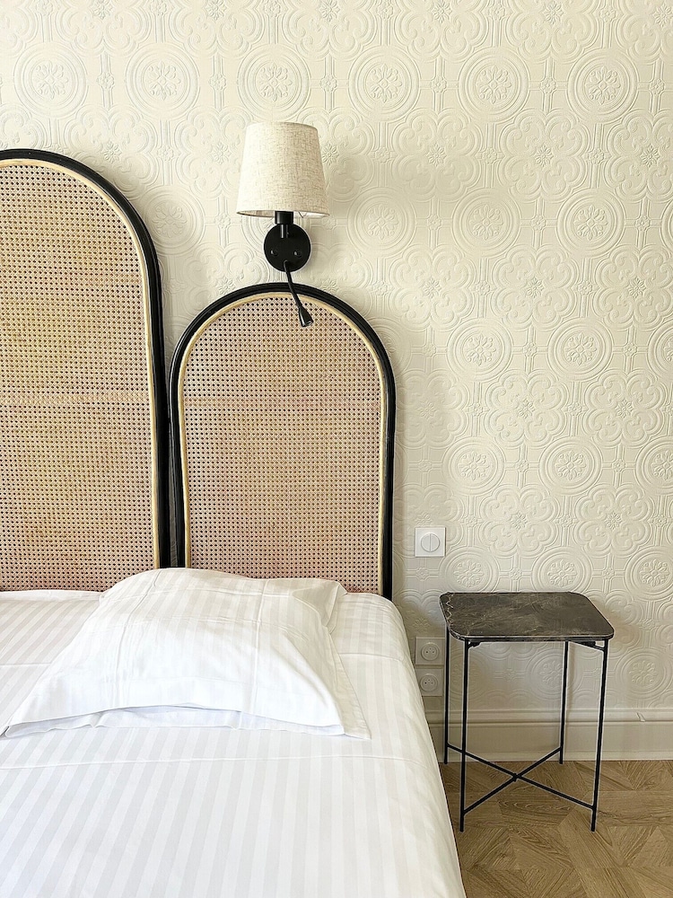 Hotel La Tour Intendance, Bordeaux 33/60