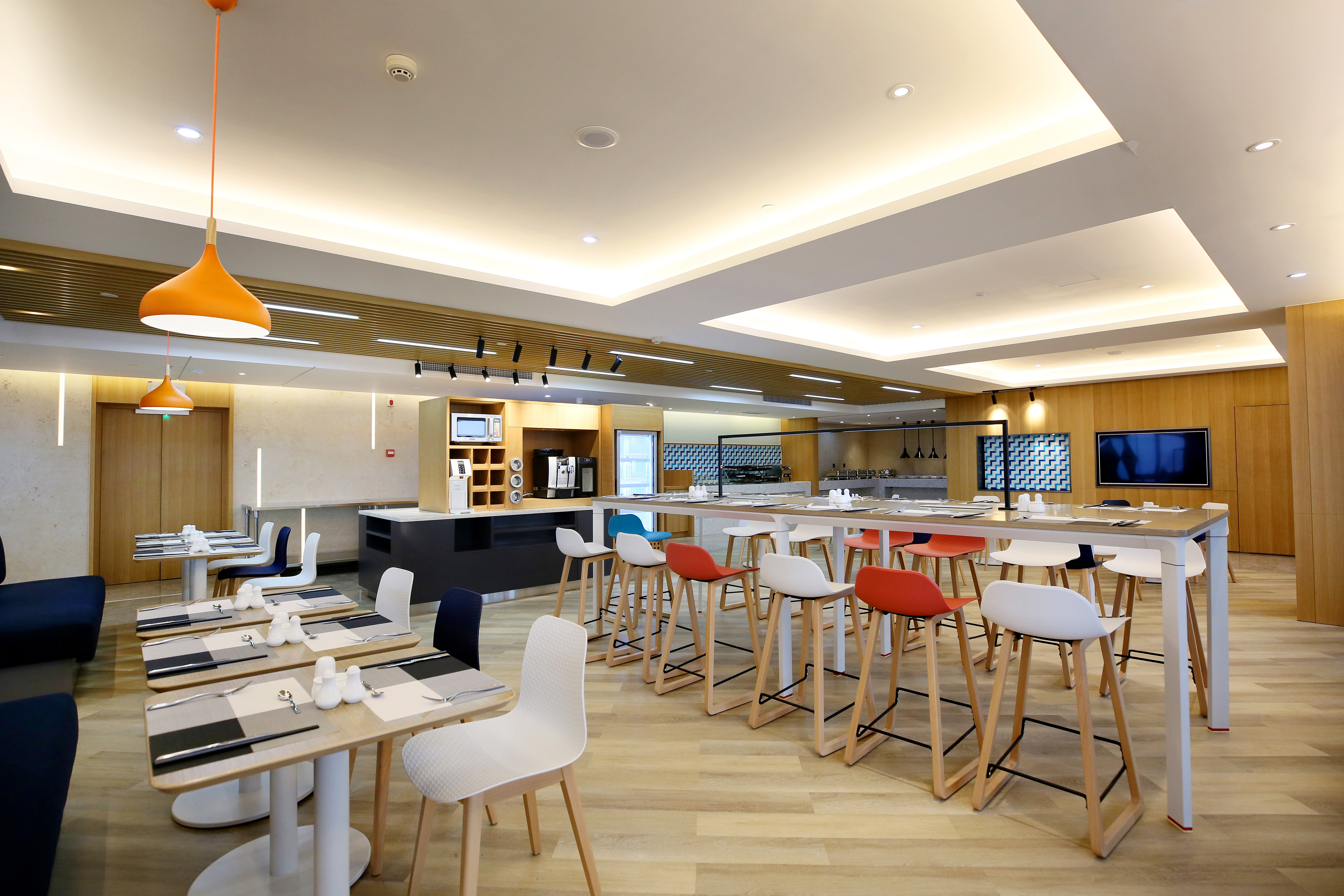 Holiday Inn Express Chengdu North Railway Station 50/68