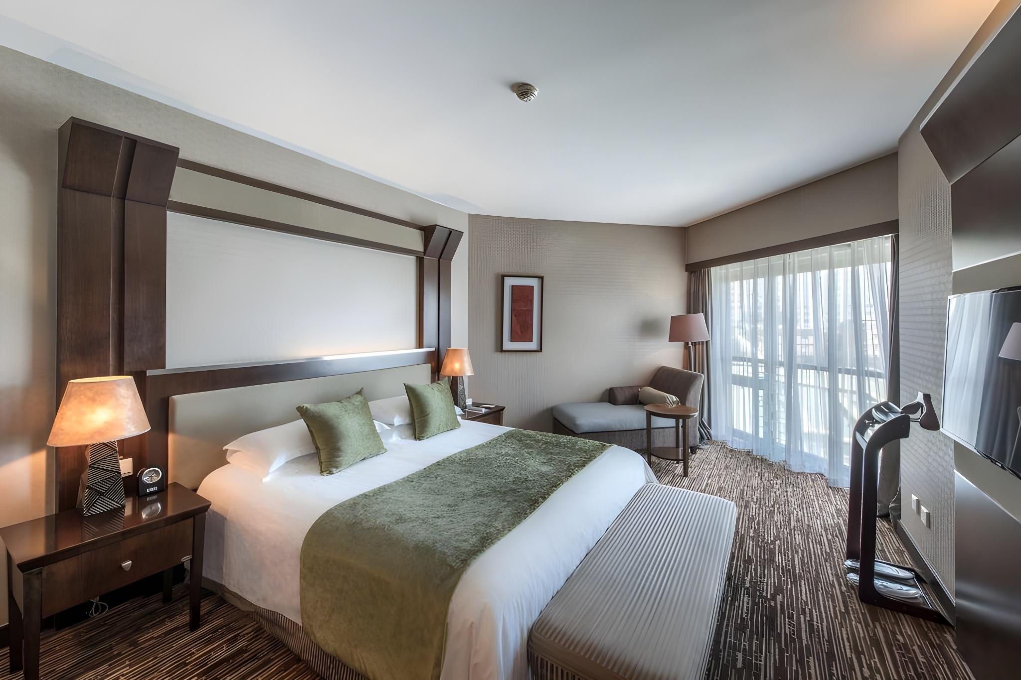 Deluxe, Suite, Main Building