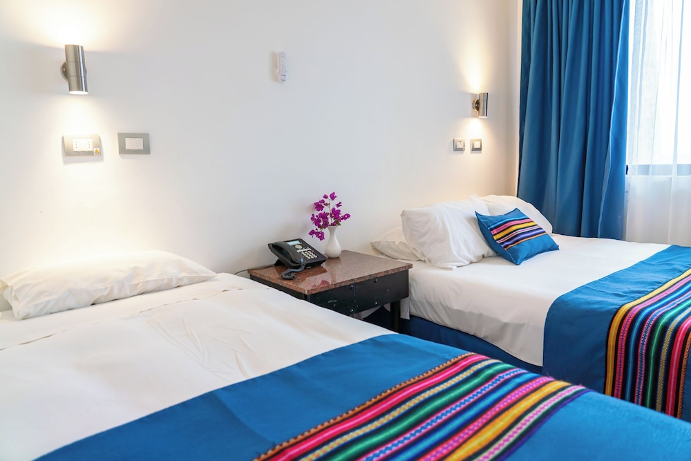 Panamericana Hotel Arica 17/85