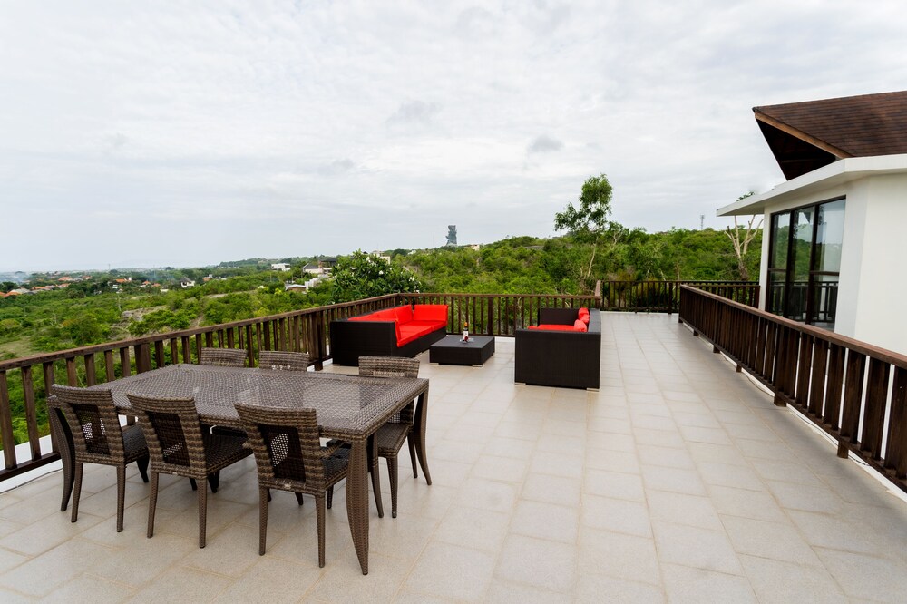 Jimbaran View Villa 25/37