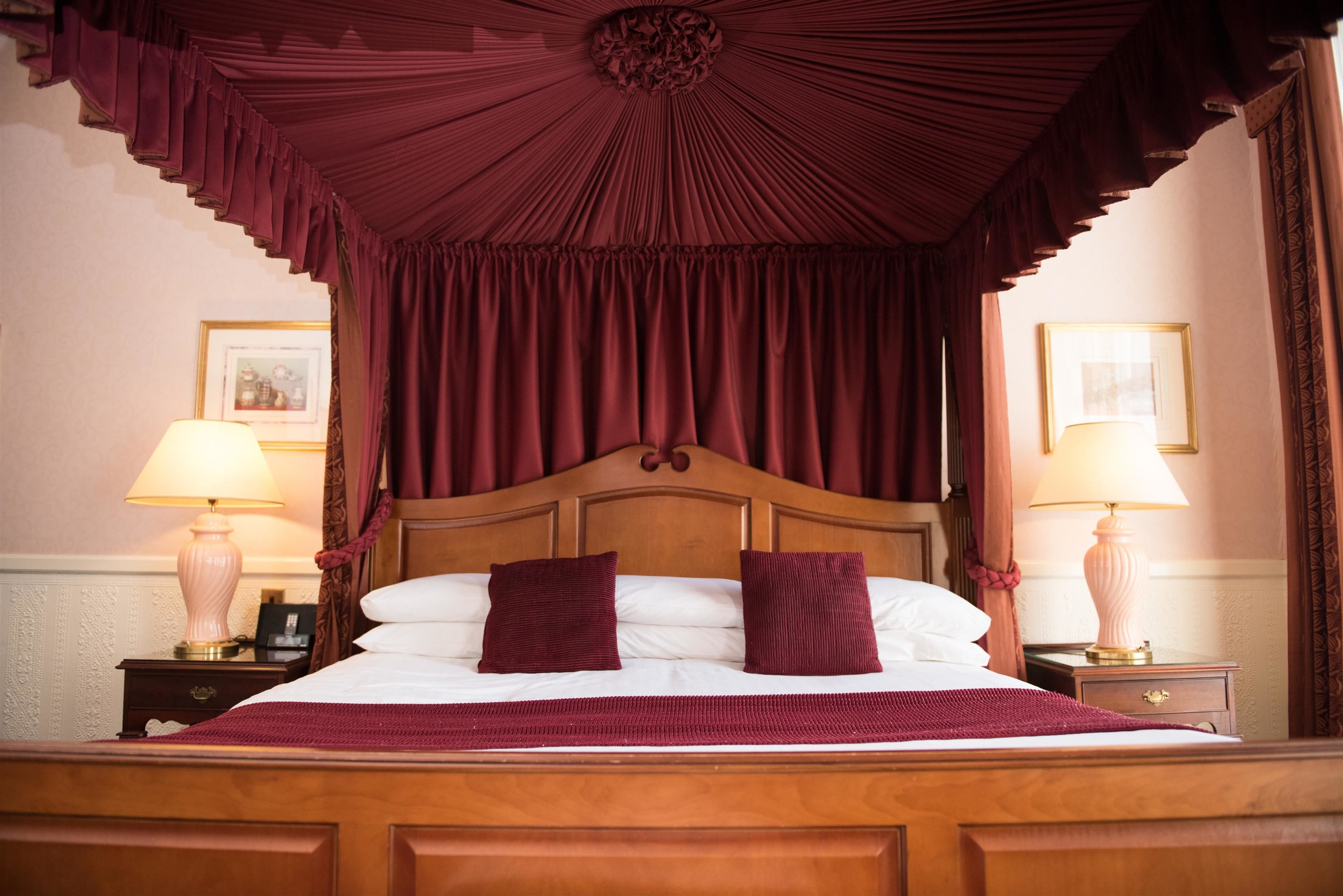 Heritage, Four Poster