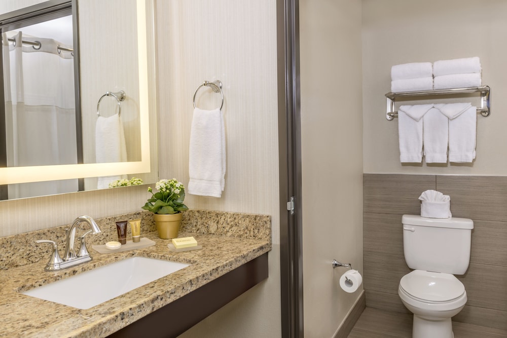 Ayres Suites Yorba Linda Anaheim Hills 11/43