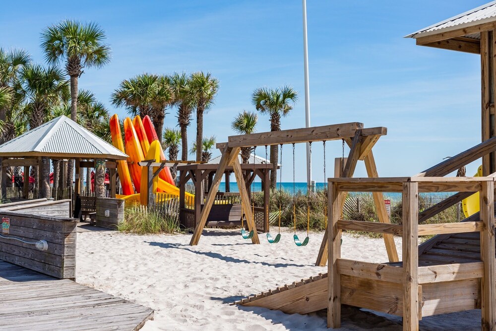 Sandpiper Beacon Beach Resort 36/50