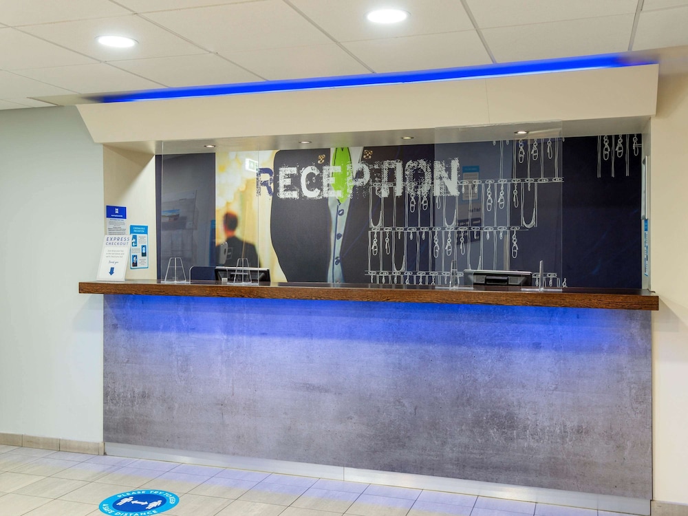 Lobby at GO2 Lancaster Centre Hotel by OYO, LANCASTER