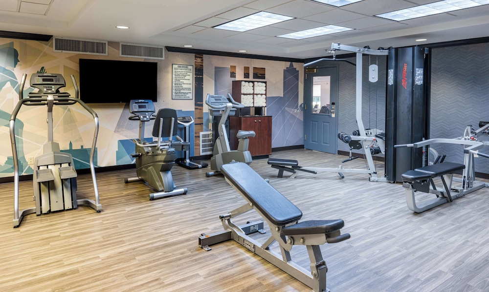 Hyatt House Herndon/Reston 16/50