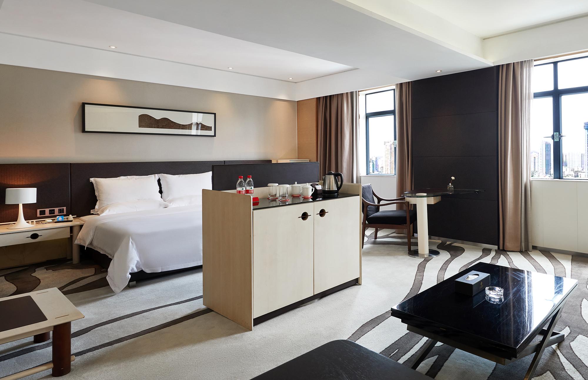 Starry Four Sea Hotel 40/70