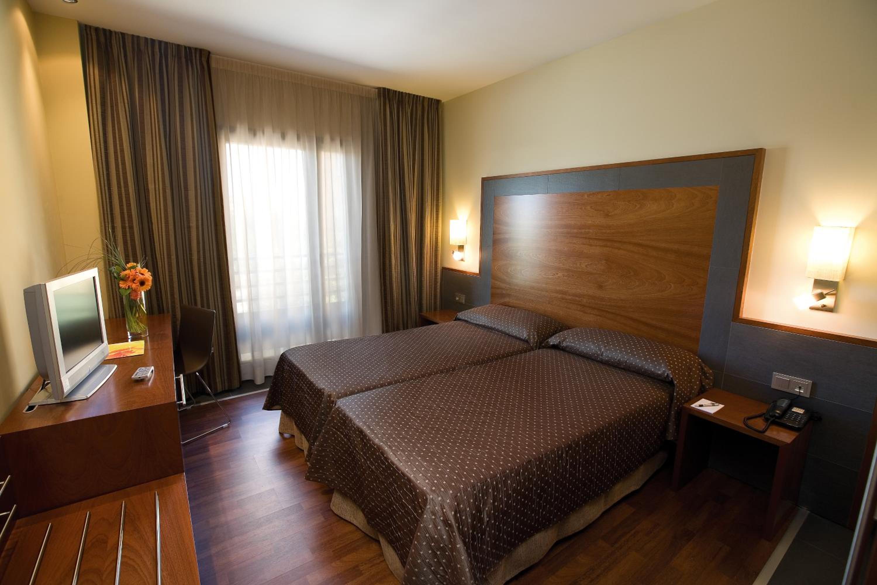 غرفة بسرير مزدوج، Hotel F G Logrono 5/10