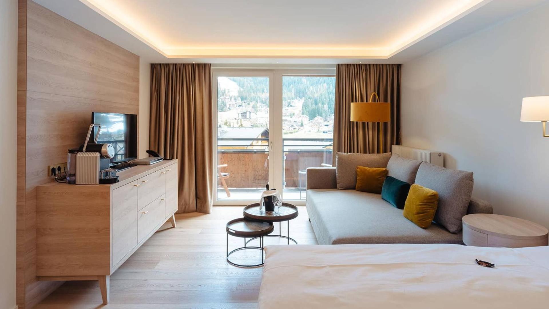 جناح جونيور بشرفة، Thermenhotel Ronacher Superior 4/10