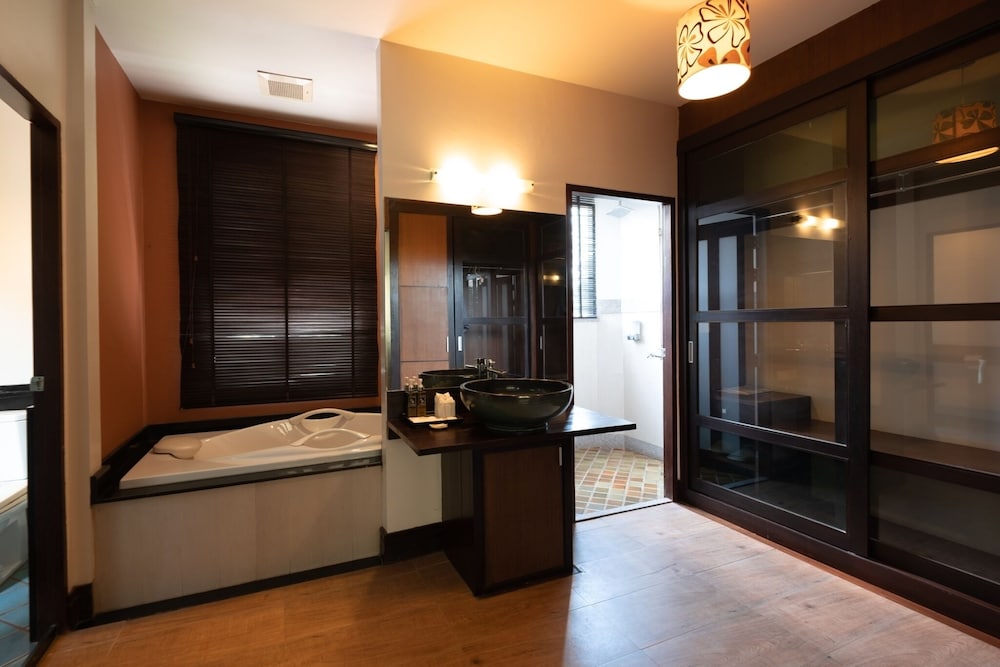 Kiree Thara Boutique Resort Chiang Mai 10/69