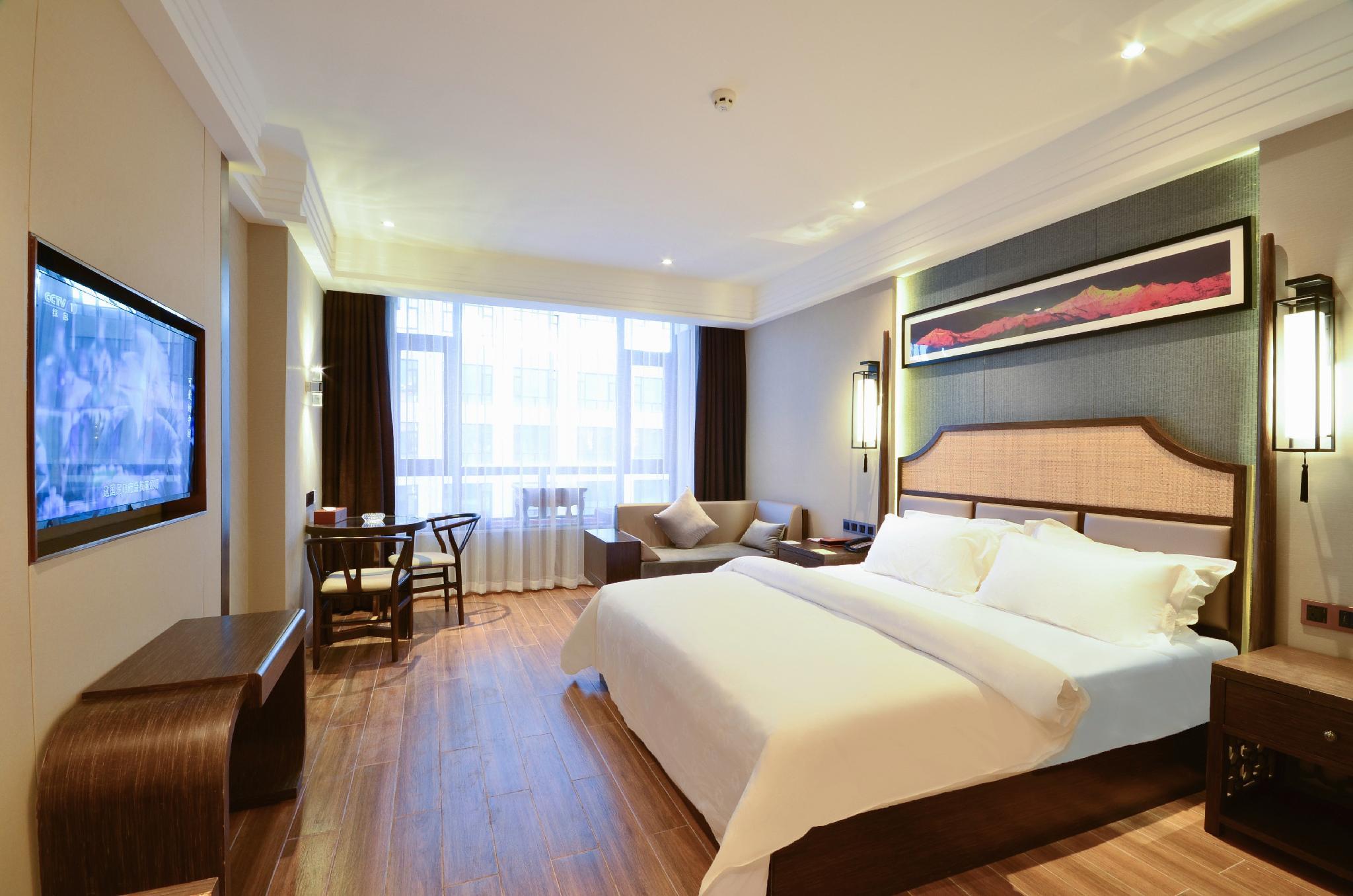 Metropolo Jinjiang Hotel ((Shangri-La Songzanlin Temple) 21/60