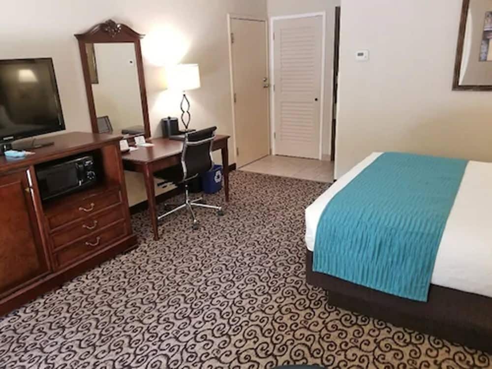 Best Western Plus Inn At The Vines 22/43