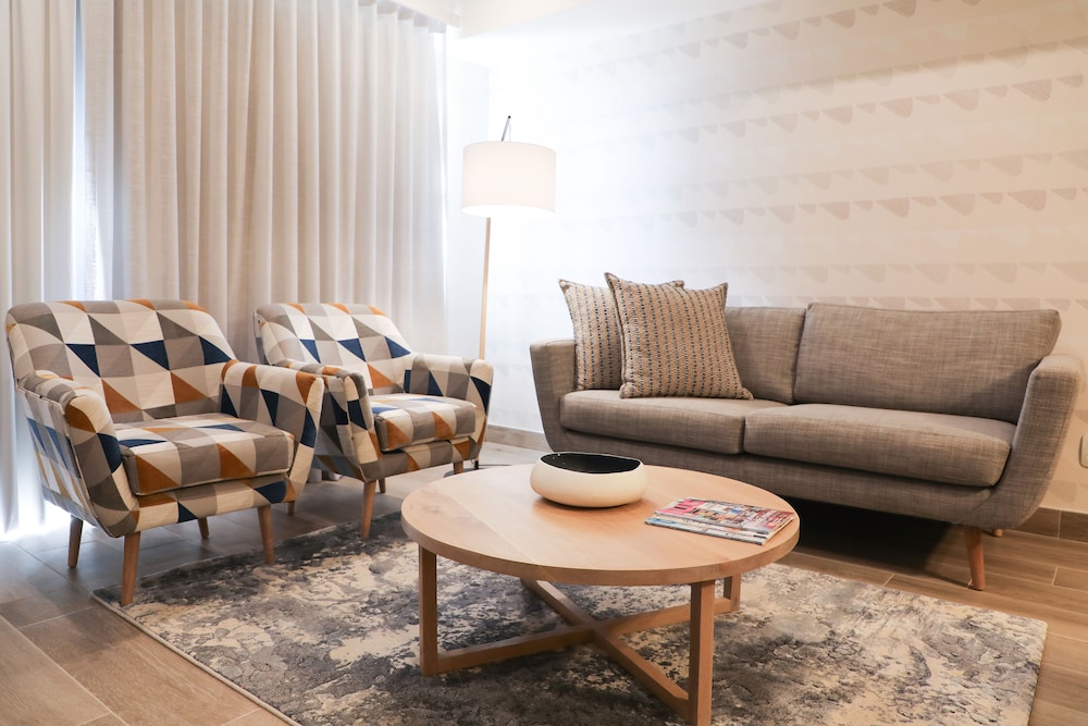 The Regency Apartment Hotel Menlyn 27/40
