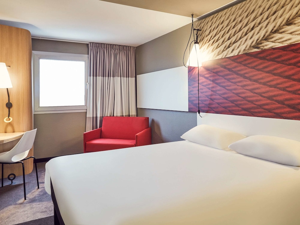 Ibis Toulon La Valette 18/71