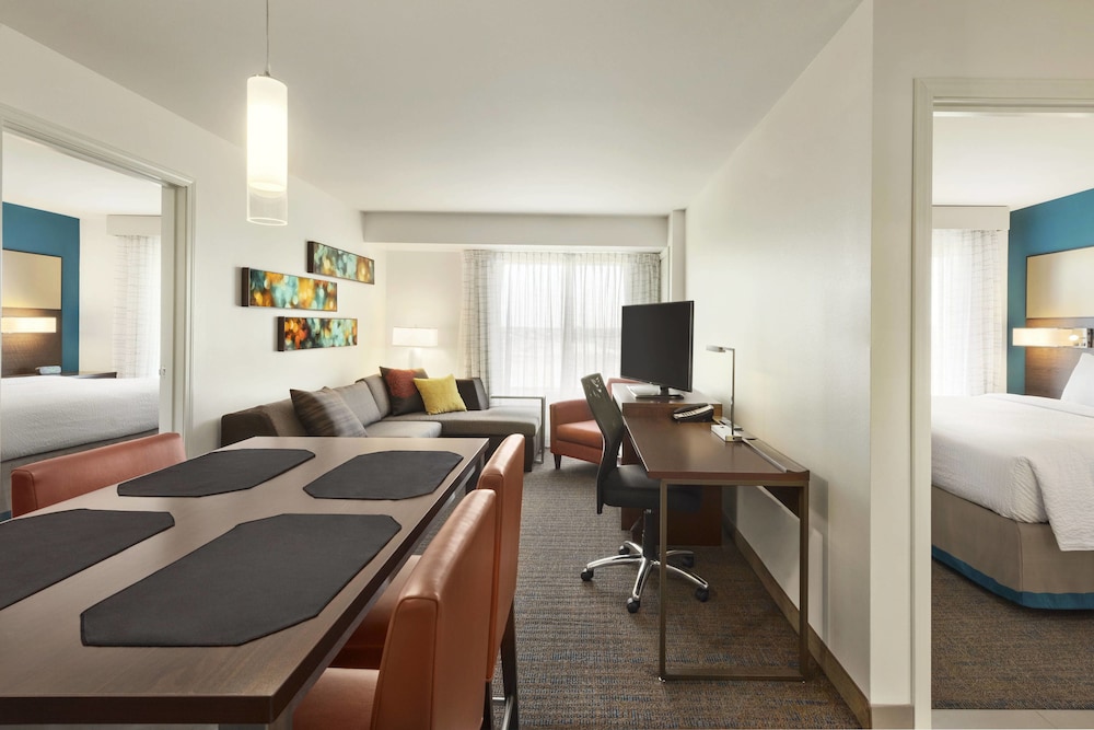 Residence Inn St Paul Woodbury 28/33